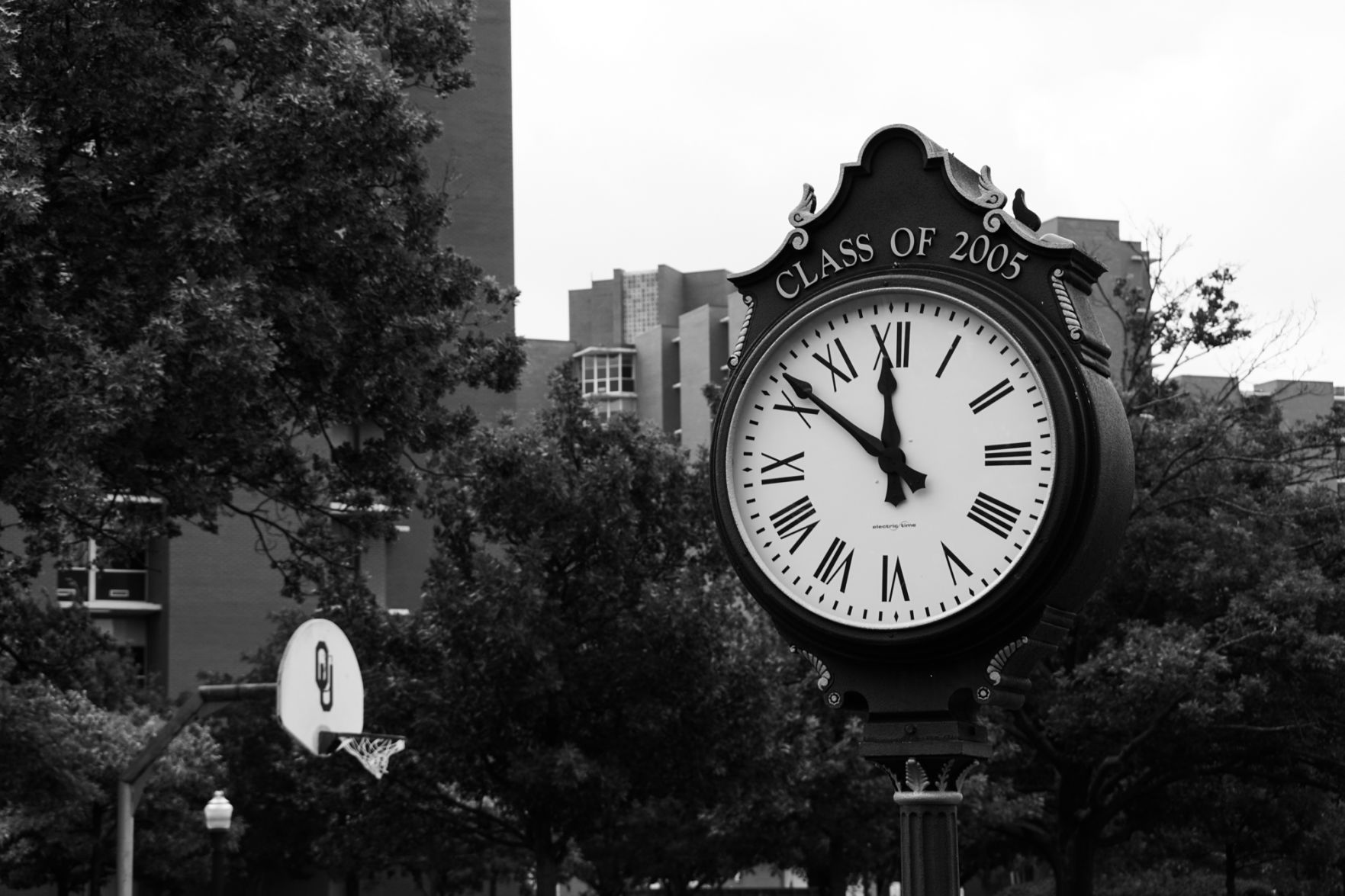 Class of 2005 clock